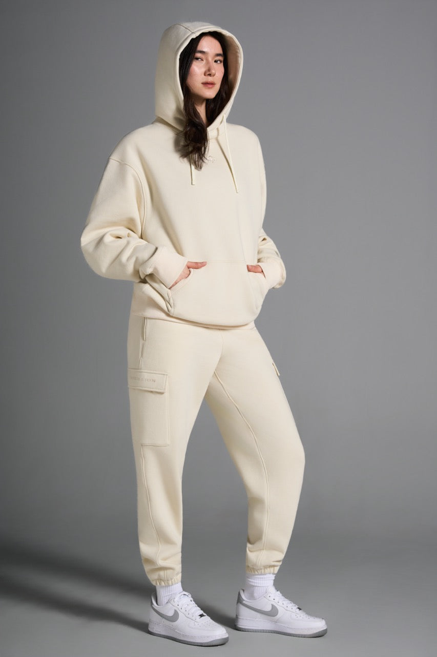 Rezillion Travel Sweat Suit (Cream)